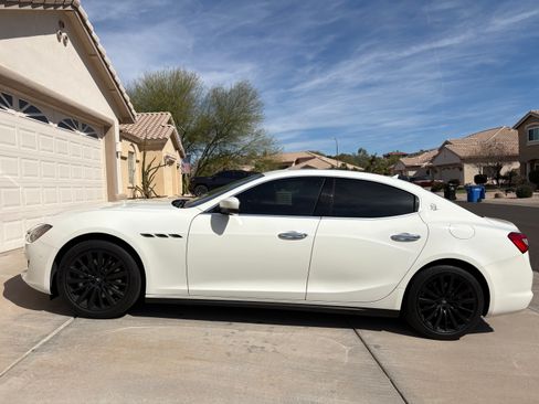 Used 2020 Maserati Ghibli image 4