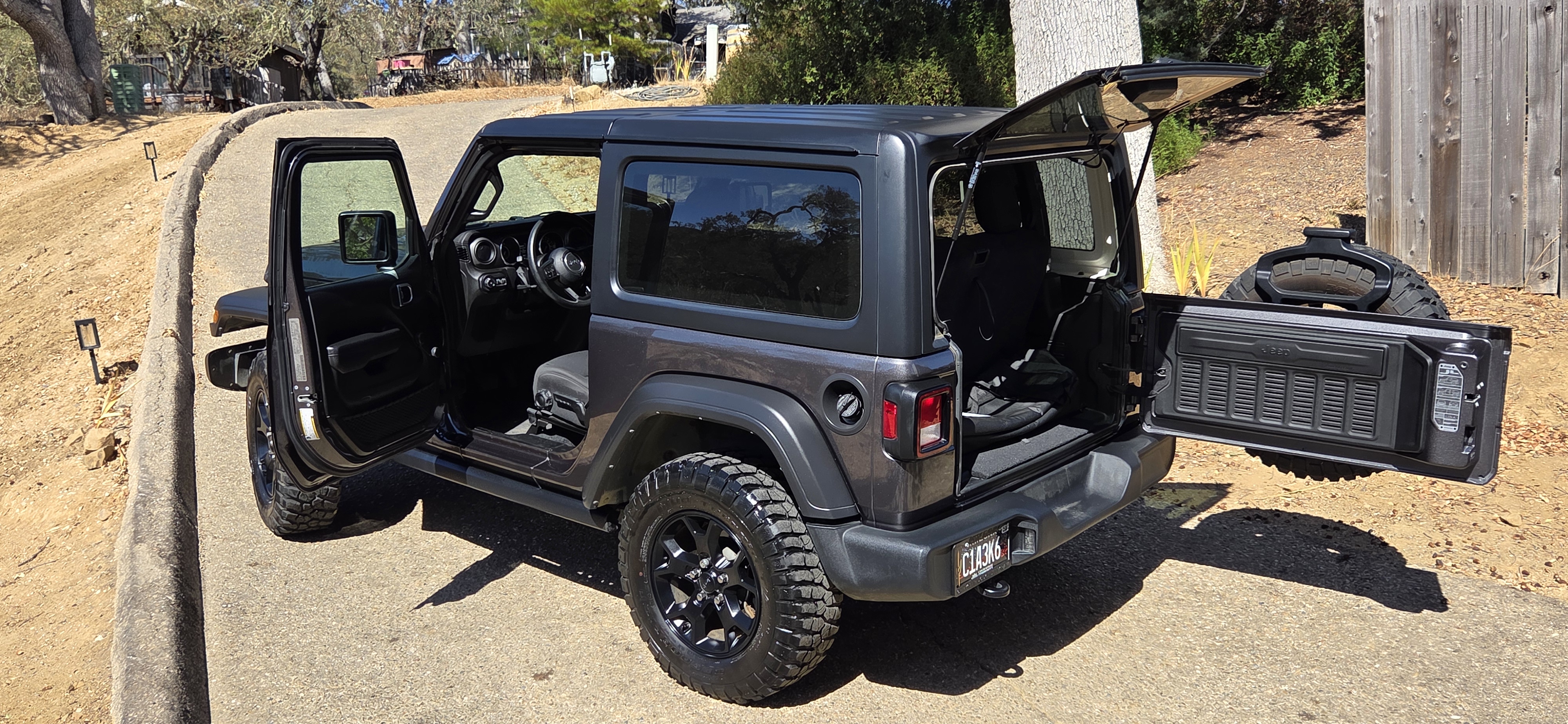 Used 2022 Jeep Wrangler Sport AWD/4WD image 10