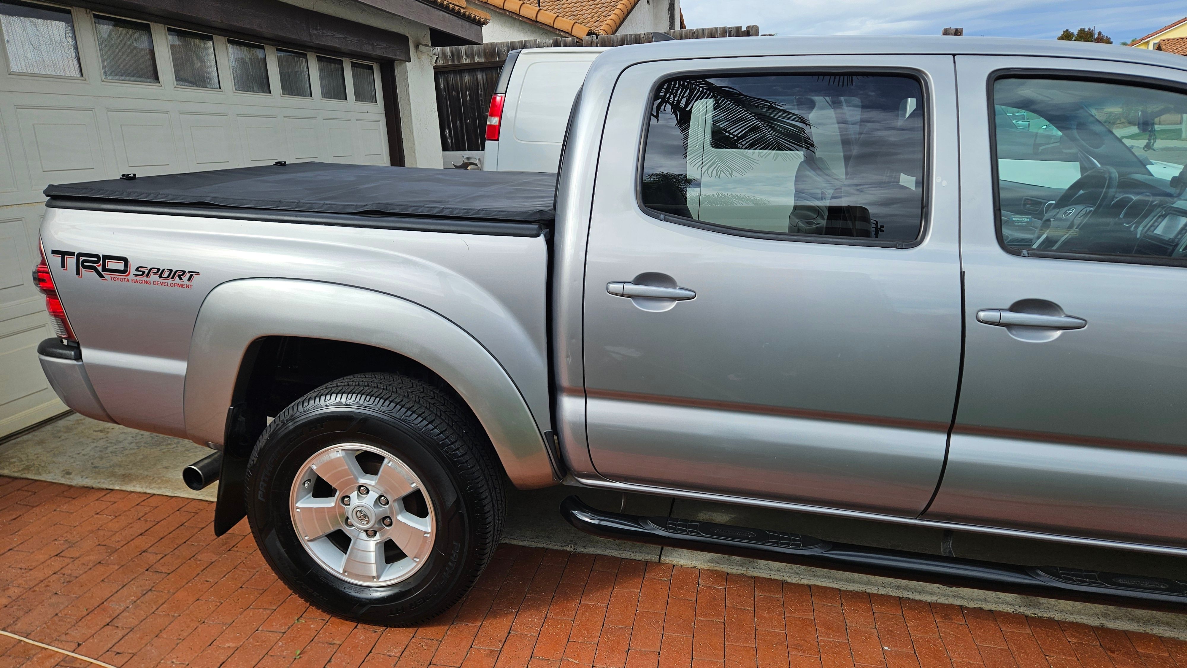 Used 2015 Toyota Tacoma PreRunner w/ TRD Sport Package RWD image 14