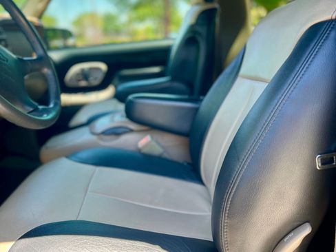 Used 1997 Chevrolet Tahoe Sport Utility 2D w/ Preferred Equipment Group 2 image 12