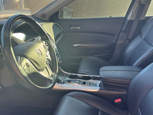 Used 2017 Acura TLX V6 image 6