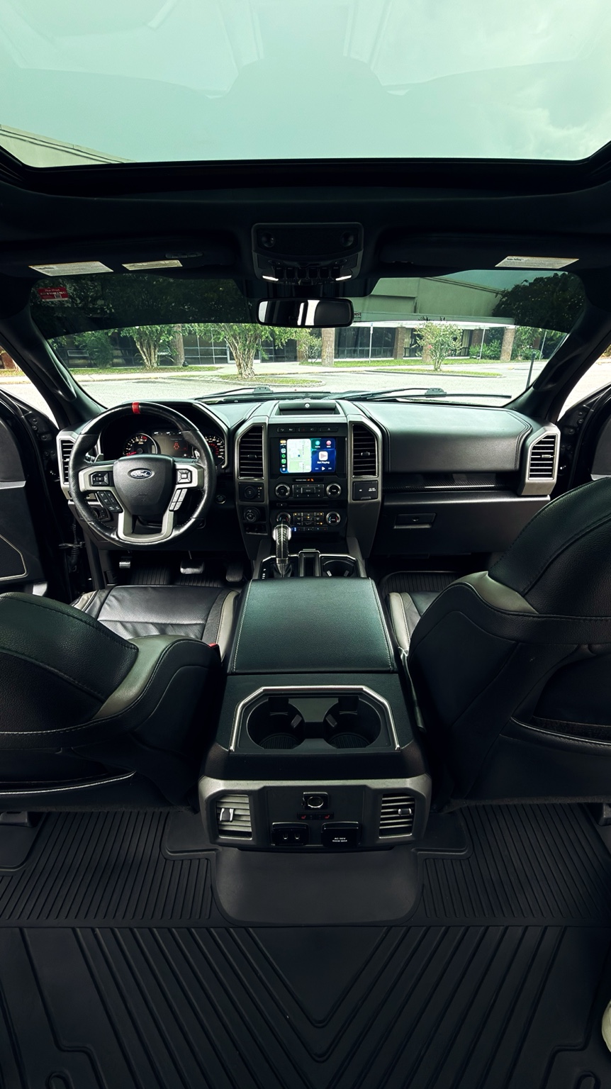 Used 2018 Ford F150 Raptor w/ Equipment Group 802A Luxury AWD/4WD image 11