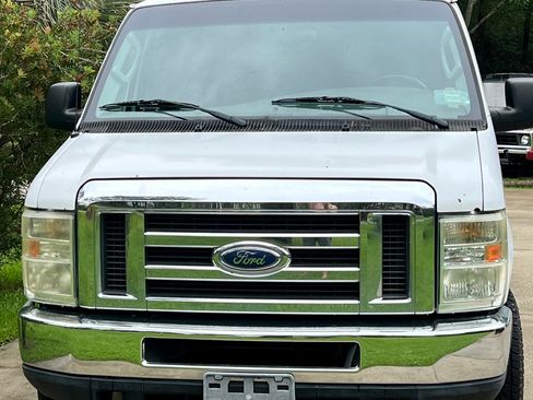 Used 2008 Ford E-350 and Econoline 350 XLT RWD image 4