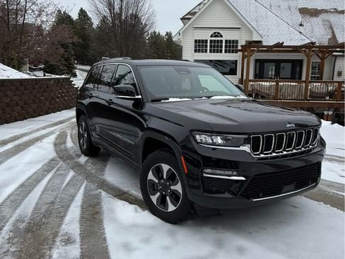 Used 2022 Jeep Grand Cherokee Limited 4xe w/ Luxury Tech Group II image 1