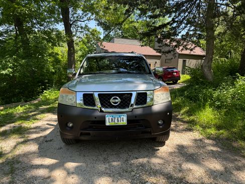 Used 2009 Nissan Armada LE AWD/4WD image 2