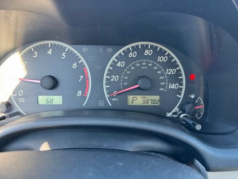 Used 2012 Toyota Corolla LE image 5