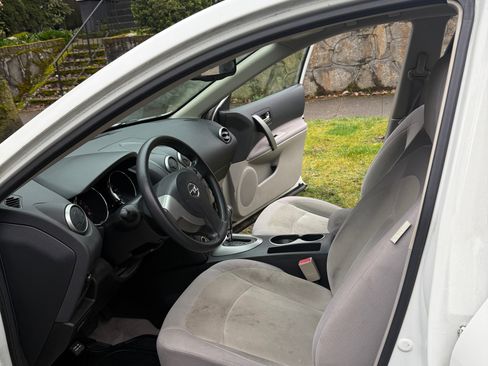 Used 2010 Nissan Rogue S w/ 360 Degree Value Pkg image 9