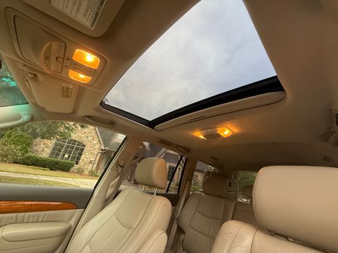 Used 2006 Lexus GX 470 image 11