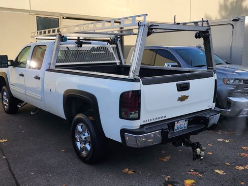 Used 2011 Chevrolet Silverado 2500 LT image 4