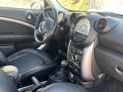 Used 2014 MINI Cooper Countryman image 8