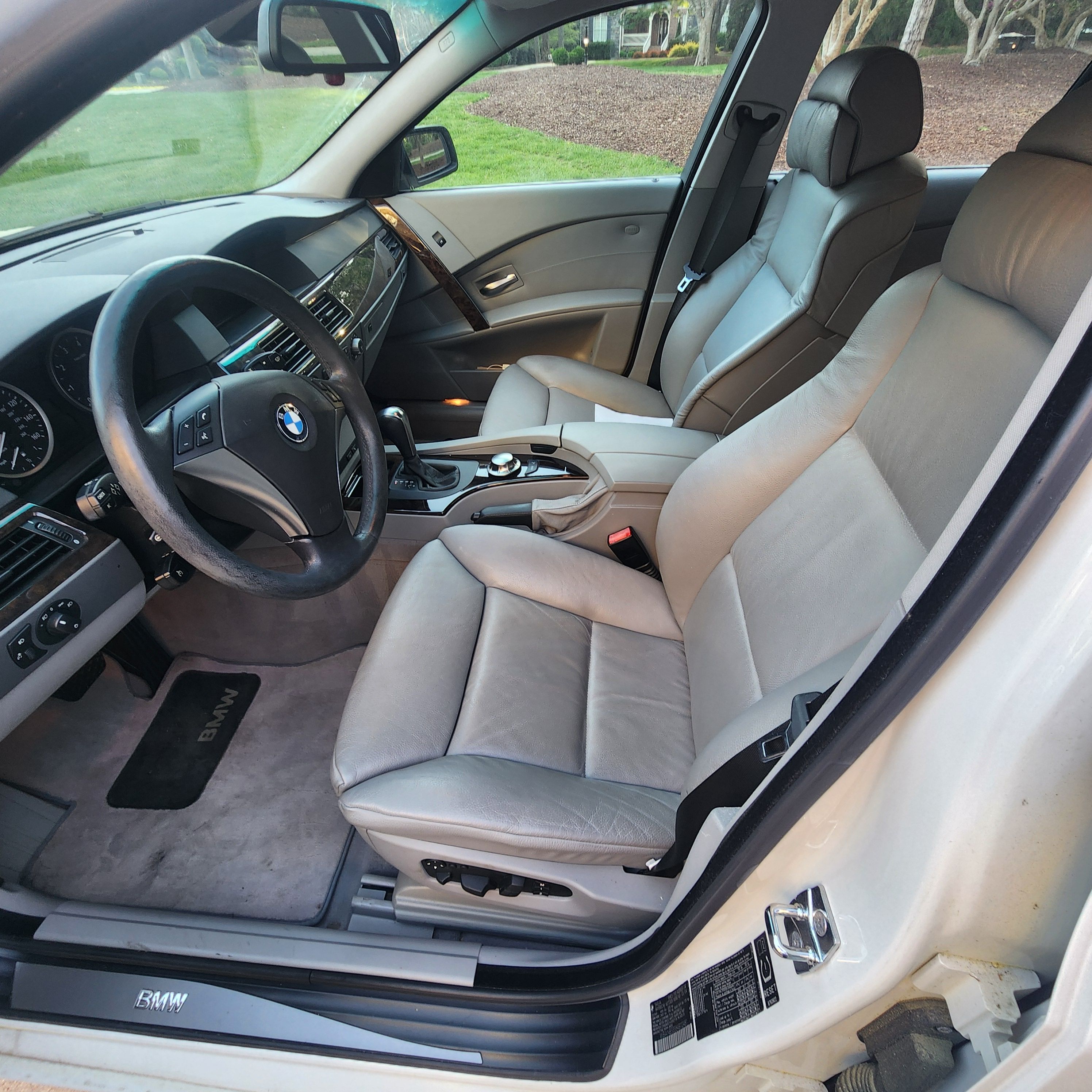 Used 2004 BMW 545i Sedan RWD image 5