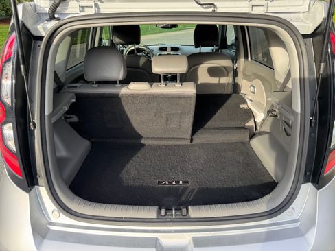 Used 2017 Kia Soul EV + w/ Sun & Fun Package image 6