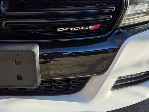 Used 2015 Dodge Charger SXT w/ Plus Group image 5