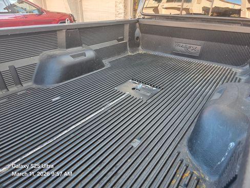 Used 2003 Ford F350 XLT image 5