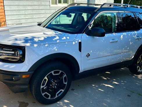 Used 2024 Ford Bronco Sport Outer Banks w/ Tech Package image 5