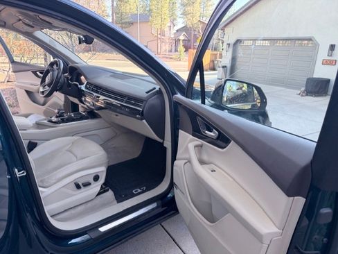 Used 2019 Audi Q7 3.0T Prestige w/ Prestige Package image 23