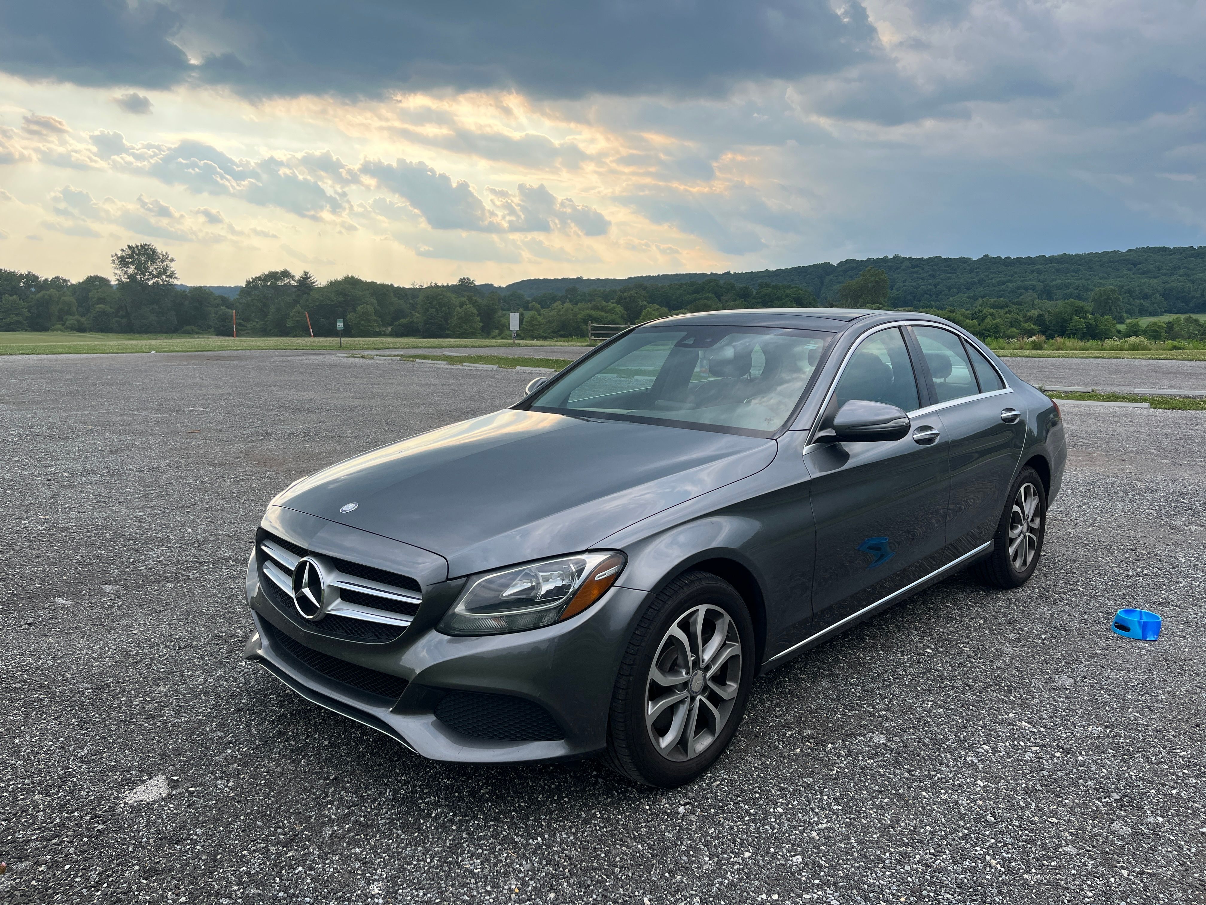 Used 2017 Mercedes-Benz C 300 4MATIC Sedan image 4