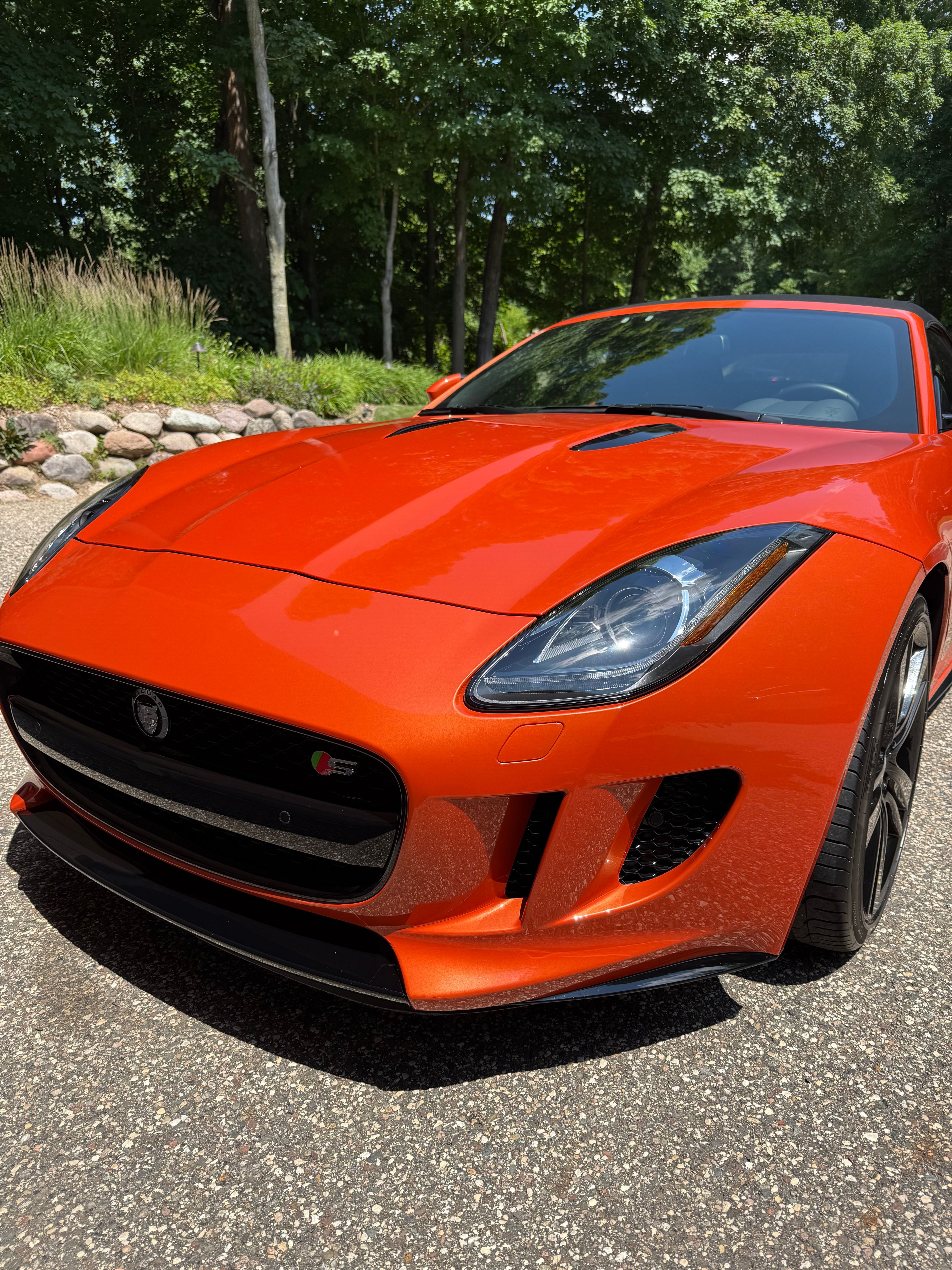 Used 2014 Jaguar F-TYPE S RWD image 2
