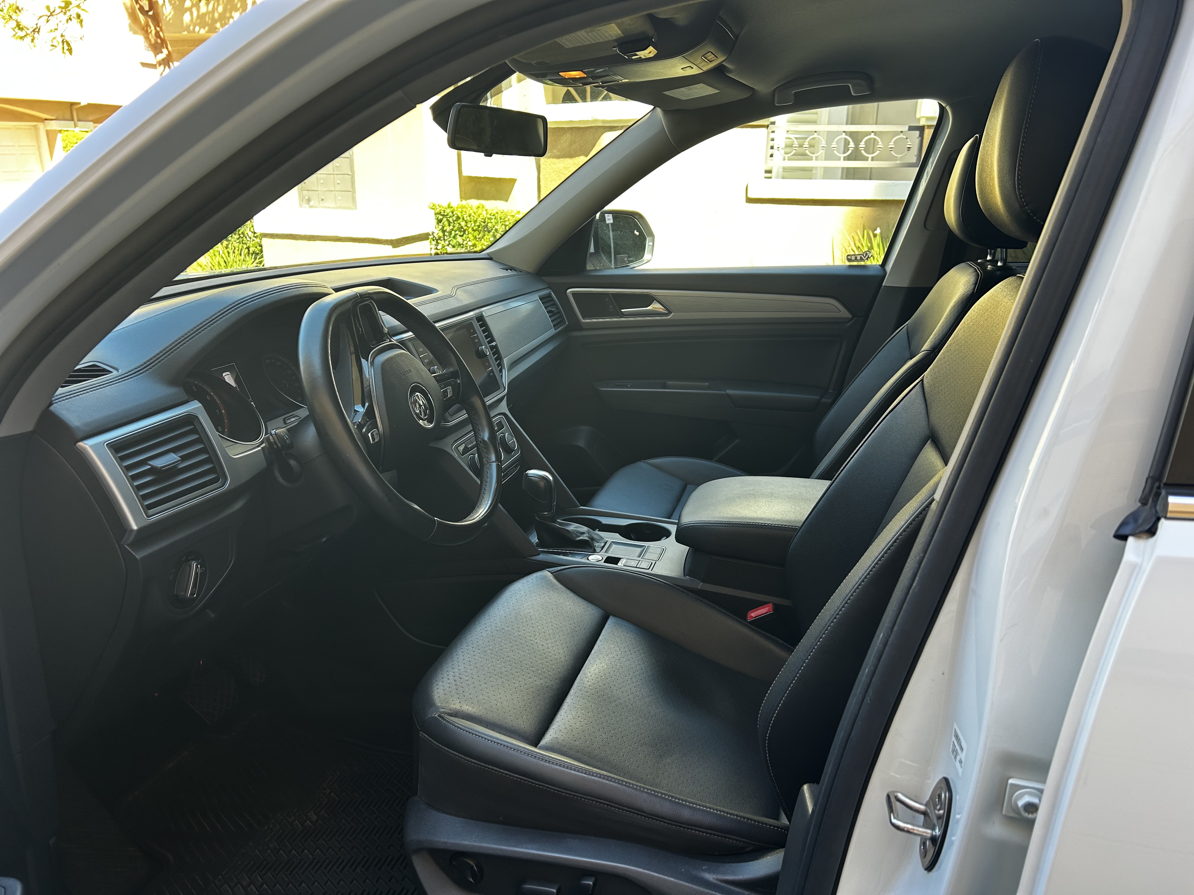 Used 2019 Volkswagen Atlas SE w/ Towing Package FWD image 10