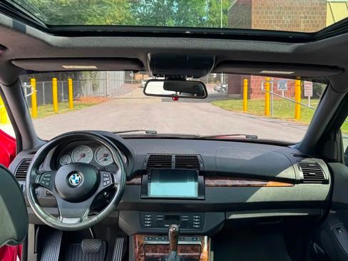 Used 2005 BMW X5 4.8is image 15