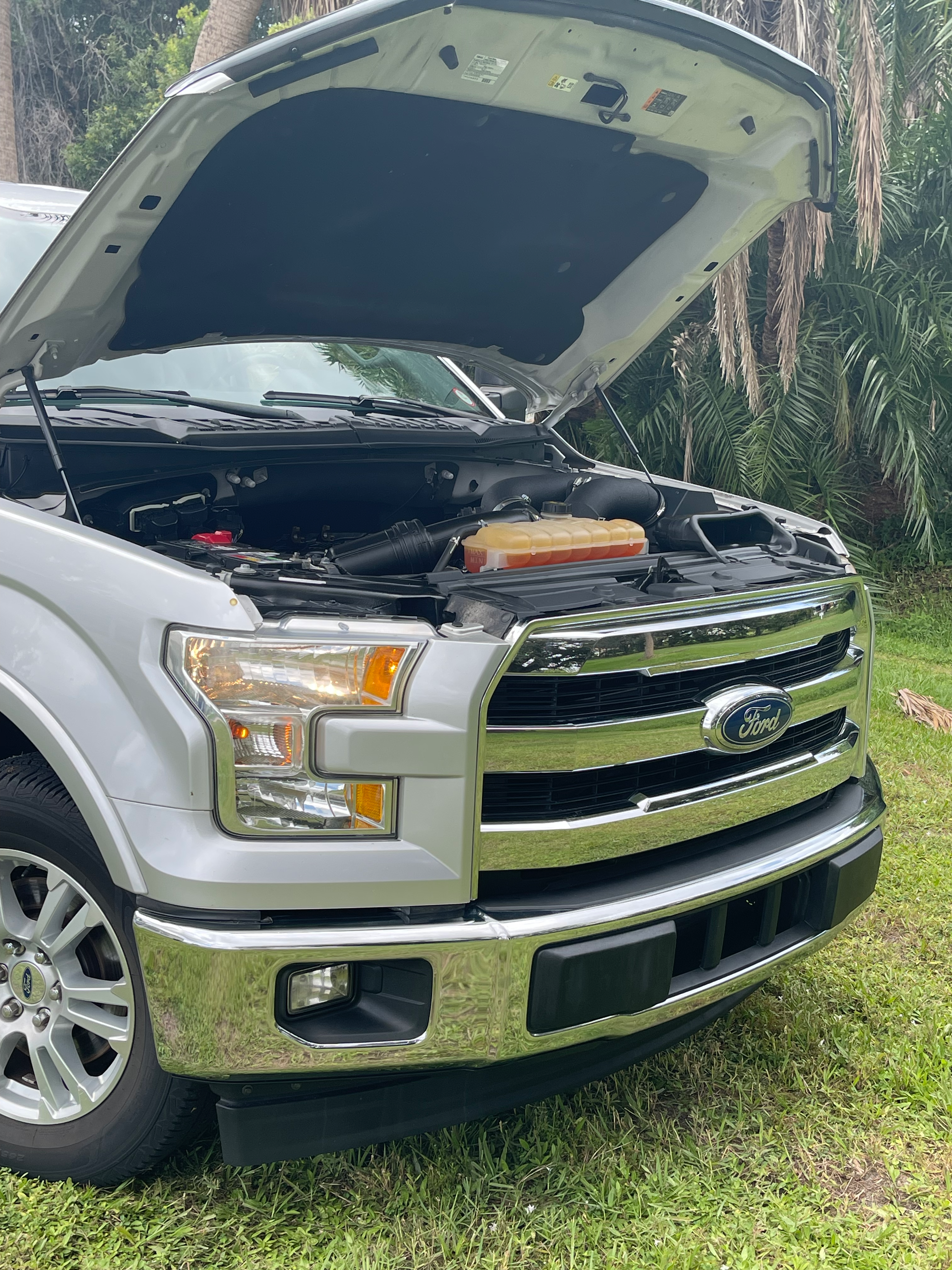 Used 2017 Ford F150 Lariat w/ Trailer Tow Package RWD image 22