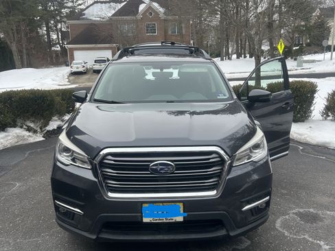 Used 2019 Subaru Ascent Limited image 2