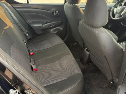 Used 2018 Nissan Versa SV FWD image 11