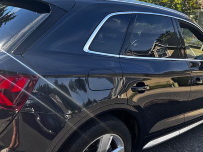 Used 2018 Audi Q5 2.0T Premium Plus w/ Premium Plus Package