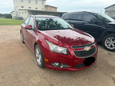 Used 2013 Chevrolet Cruze LT w/ RS Package image 10