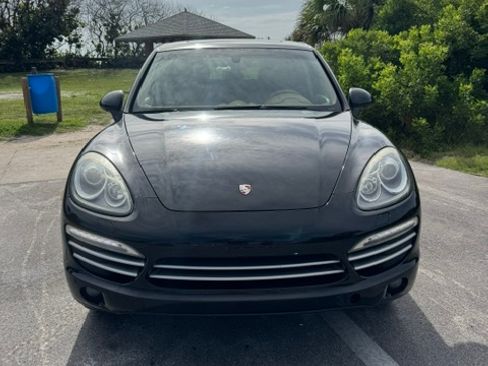 Used 2014 Porsche Cayenne AWD/4WD image 8