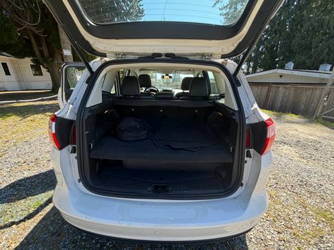 Used 2013 Ford C-MAX Energi SEL FWD image 15