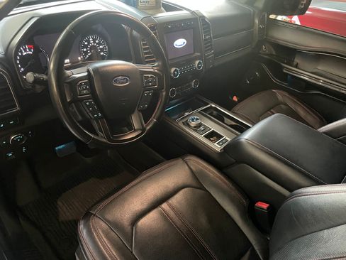 Used 2020 Ford Expedition Limited w/ Equipment Group 303A RWD image 12