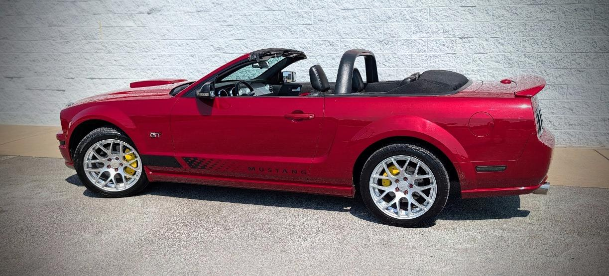 Used 2008 Ford Mustang GT Premium RWD image 5
