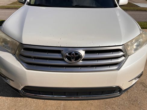 Used 2011 Toyota Highlander SE image 8