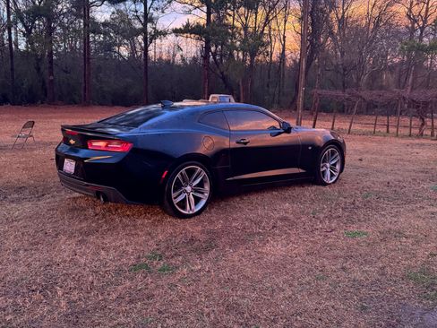 Used 2018 Chevrolet Camaro LT w/ RS Package image 5