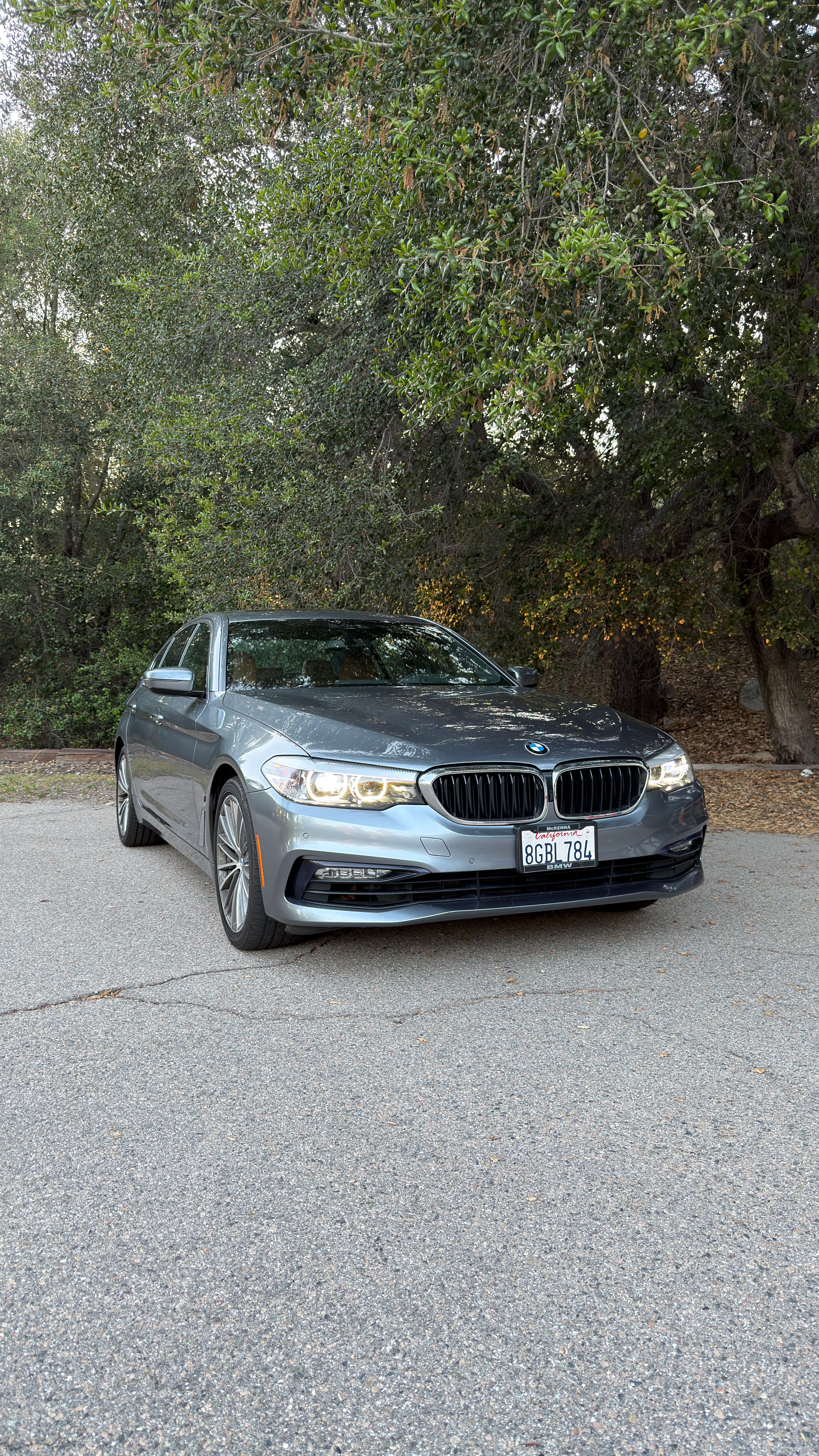 Used 2018 BMW 530e w/ Premium Package 2 RWD image 15