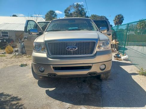 Used 2006 Ford F150 Lariat image 1