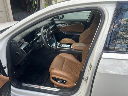 Used 2020 Audi S8 L w/ S8 Executive Package AWD/4WD image 5