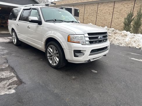 Used 2017 Ford Expedition EL Limited w/ Equipment Group 301A image 10