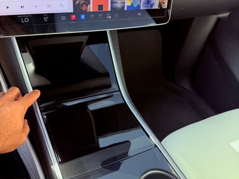 Used 2020 Tesla Model Y Long Range AWD/4WD image 16