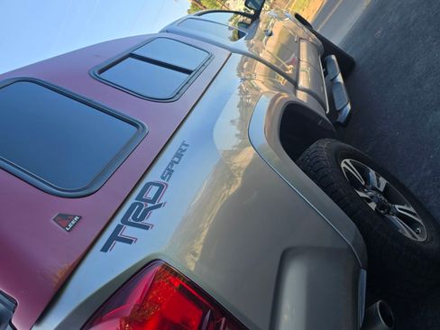 Used 2016 Toyota Tacoma TRD Sport w/ Towing Package RWD image 24