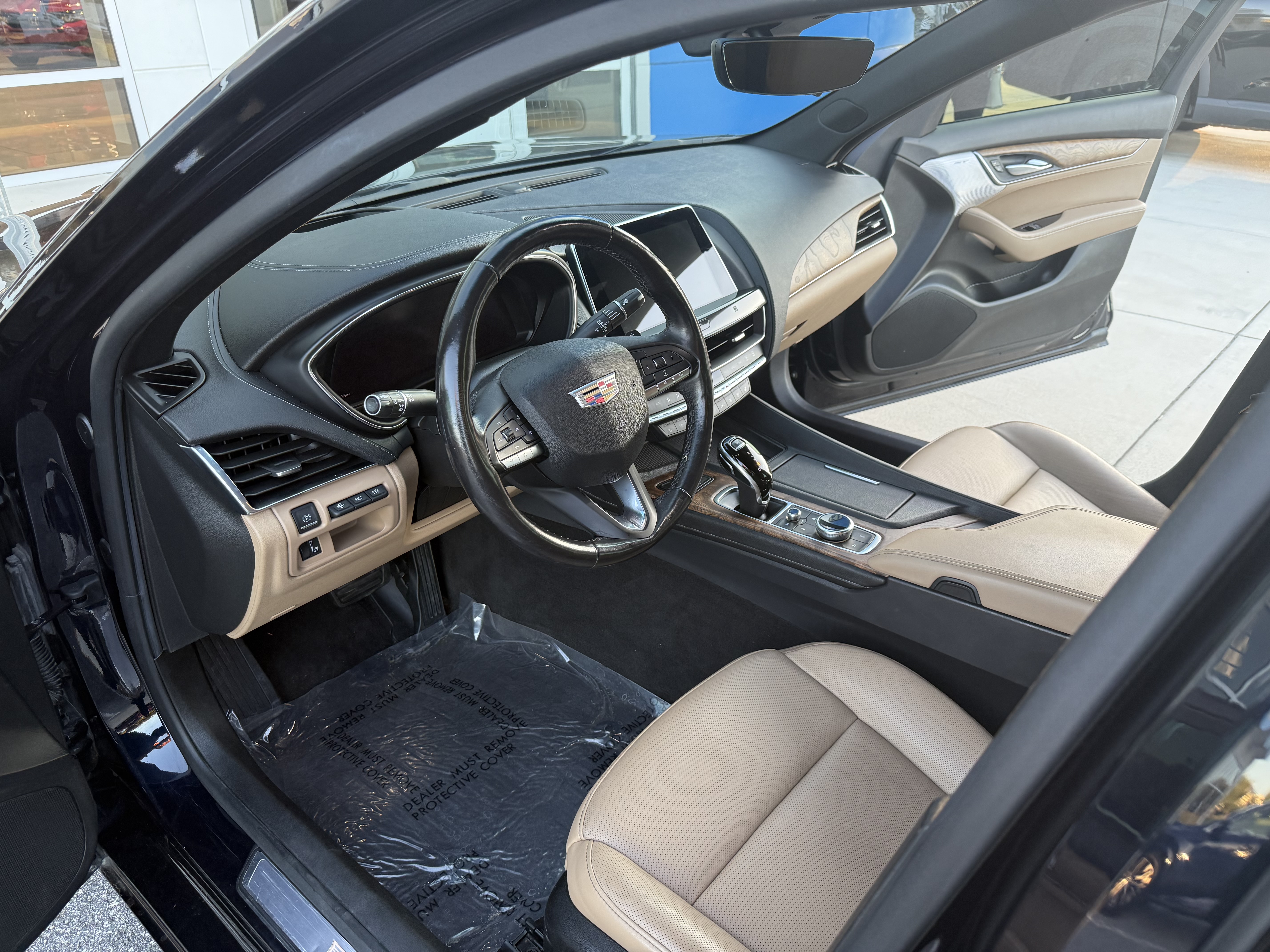 Used 2021 Cadillac CT5 Premium Luxury w/ Parking Package AWD/4WD image 4