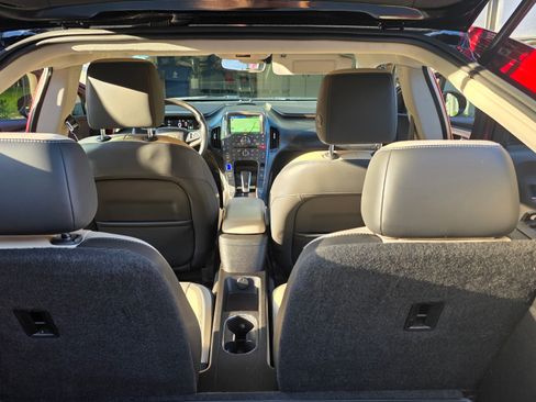 Used 2012 Chevrolet Volt Premium w/ Premium Trim Package image 9