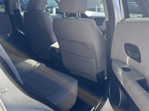 Used 2016 Honda HR-V EX image 14