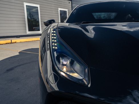 Used 2016 Ferrari 488 GTB image 12