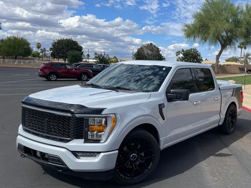 Used 2021 Ford F150 XLT w/ Equipment Group 302A High AWD/4WD image 4