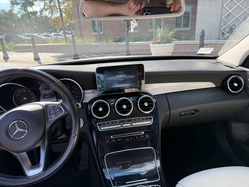 Used 2016 Mercedes-Benz C 300 Sedan image 8