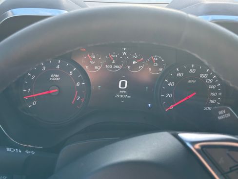 Used 2018 Chevrolet Camaro SS RWD image 6