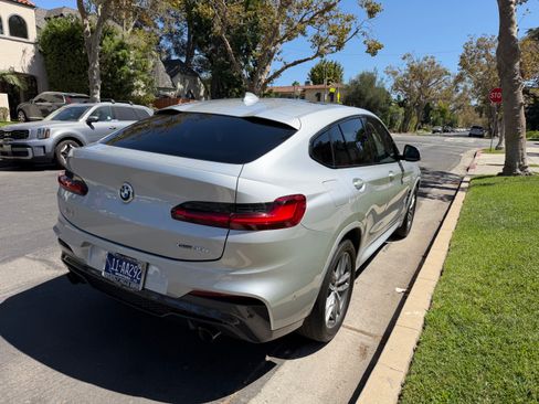 Used 2019 BMW X4 xDrive30i w/ M Sport Package AWD/4WD image 9