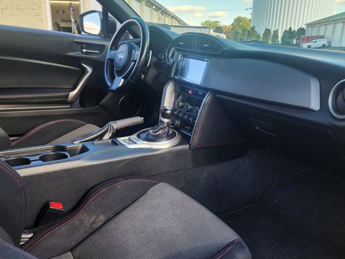 Used 2015 Scion FR-S Release Series 1.0 image 19